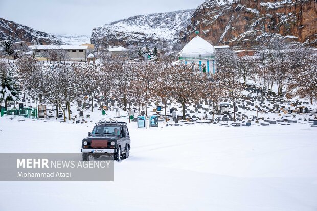 طبیعت برفی غرب گلستان