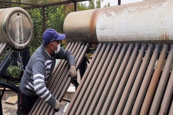۸٠٠ آبگرمکن خورشیدی در روستاهای چهارمحال و بختیاری توزیع شد