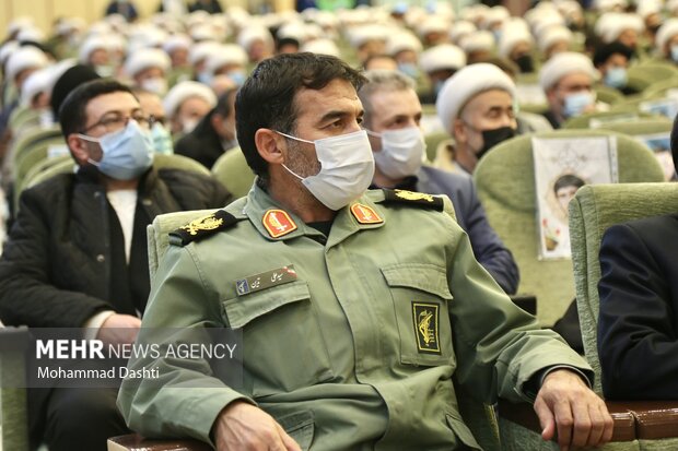 همایش بزرگداشت شهدای روحانی و طلبه در اردبیل 