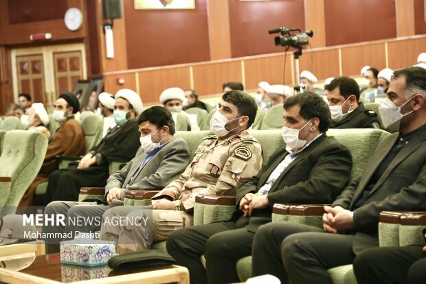 همایش بزرگداشت شهدای روحانی و طلبه در اردبیل 