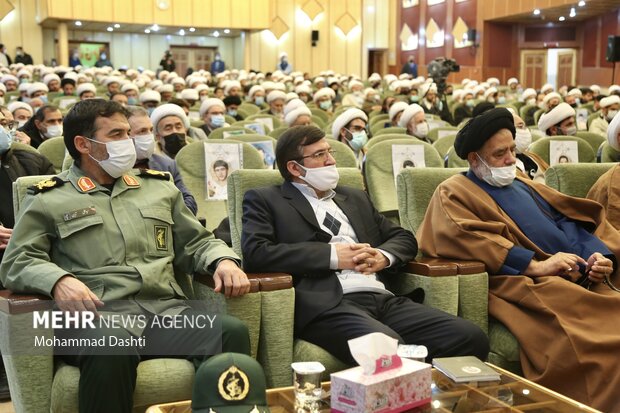 همایش بزرگداشت شهدای روحانی و طلبه در اردبیل 