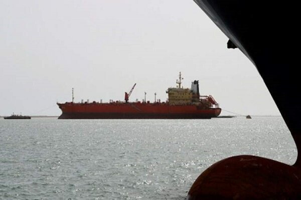 ائتلاف متجاوز سعودی دو کشتی حامل سوخت یمن را توقیف کرد