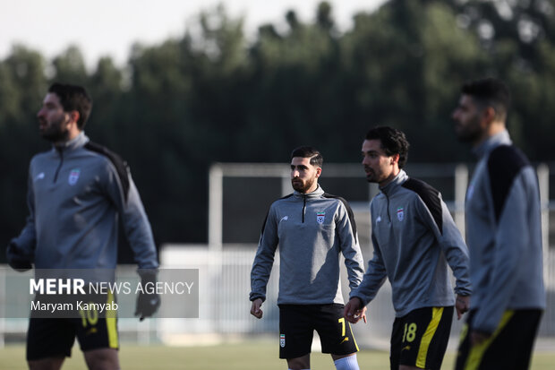 علیرضا جهانبخش در آخرین تمرین تیم ملی فوتبال ایران پیش از دیدار با امارات حضور دارد