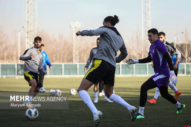 تمرین تیم ملی فوتبال ایران پیش از دیدار با امارات در مرکز ملی فوتبال برگزار شد