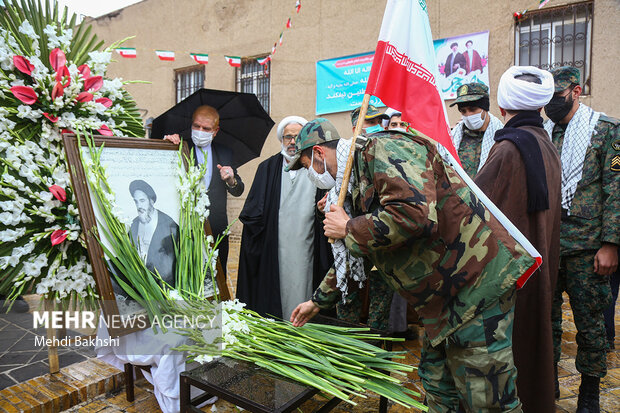 مراسم بزرگداشت سالروز ورود امام به ایران در قم