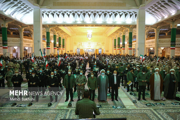 مراسم بزرگداشت سالروز ورود امام به ایران در قم