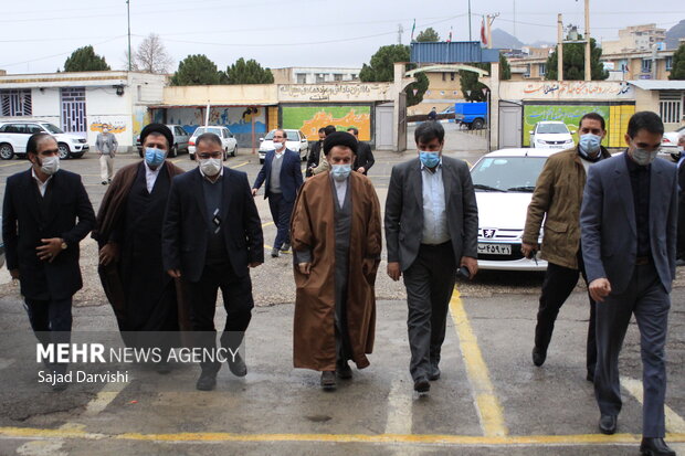 نواخته شدن زنگ انقلاب در مدارس لرستان