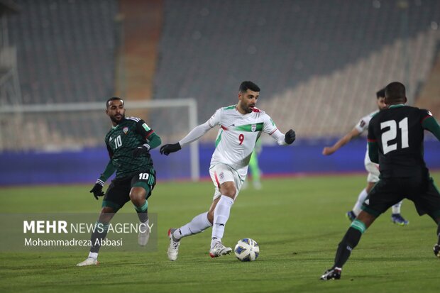 پیروزی ایران برابر امارات در نیمه اول/ طارمی بازهم شادی آفرین شد