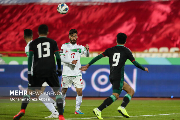  دیدار تیم‌های ملی فوتبال ایران و امارات در مرحله مقدماتی جام جهانی ۲۰۲۲ قطر در استادیوم آزادی  برگزار شد