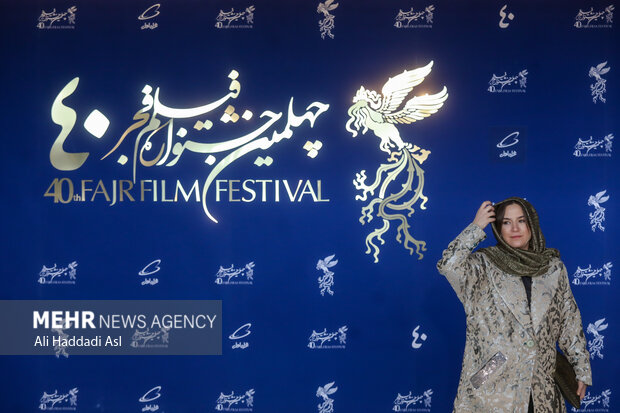 ستاره پسیانی بازیگر فیلم شادروان در مراسم پیش از اکران فیلم خود در دومین روز از چهلمین جشنواره فیلم فجر در برج میلاد تهران حضور دارد