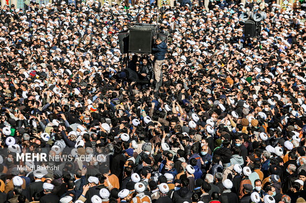 Ayatollah Safi Golpaygani funeral ceremony held in Qom