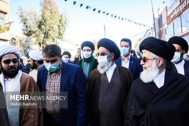 Ayatollah Safi Golpaygani funeral ceremony held in Qom