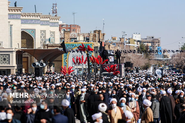 Ayatollah Safi Golpaygani funeral ceremony held in Qom