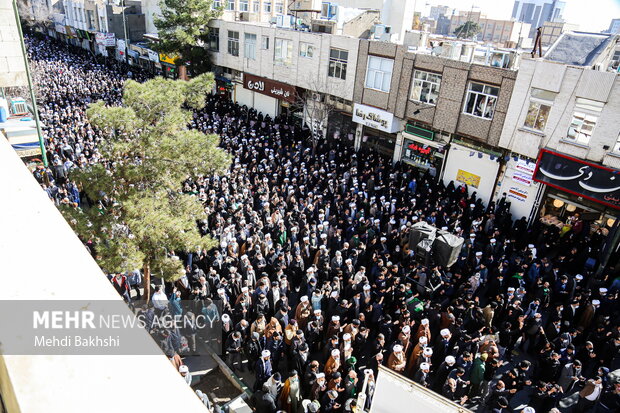 Ayatollah Safi Golpaygani funeral ceremony held in Qom