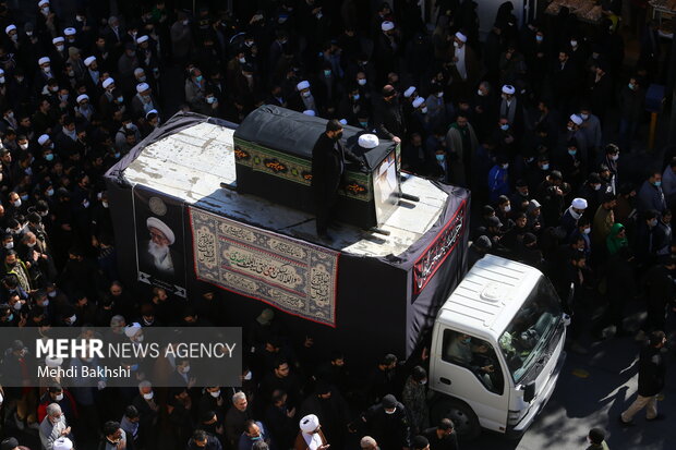 Ayatollah Safi Golpaygani funeral ceremony held in Qom