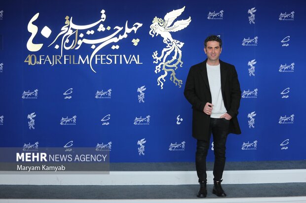 هوتن شکیبا بازیگر فیلم ملاقات خصوصی در چهارمین روز چهلمین جشنواره فیلم فجر حضور دارد