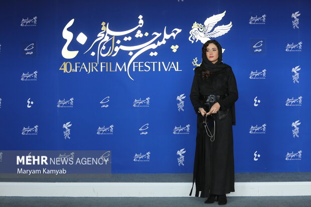 پریناز ایزدیار بازیگر فیلم ملاقات خصوصی در چهارمین روز چهلمین جشنواره فیلم فجر حضور دارد