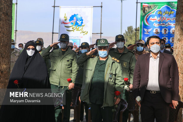 گلباران مزار متبرک شهدا در بجنورد