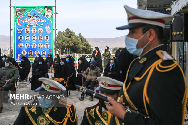 گلباران مزار متبرک شهدا در بجنورد