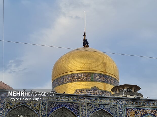 حال و هوای حرم مطهر رضوی در شب شهادت امام هادی (ع)