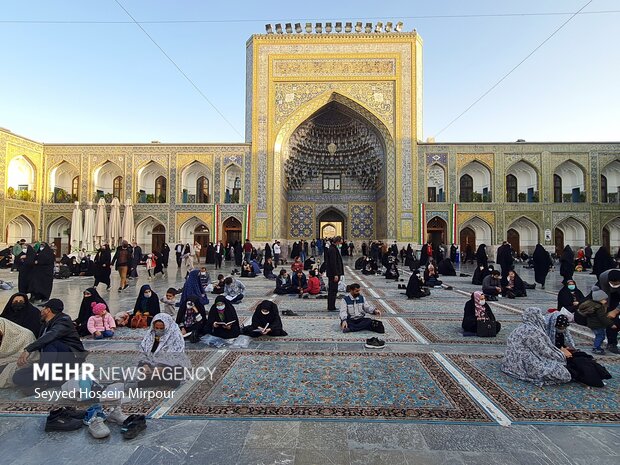 حال و هوای حرم مطهر رضوی در شب شهادت امام هادی (ع)