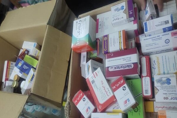 شرکت دارویی متخلف در آذربایجان غربی ۴ میلیارد ریال جریمه شد