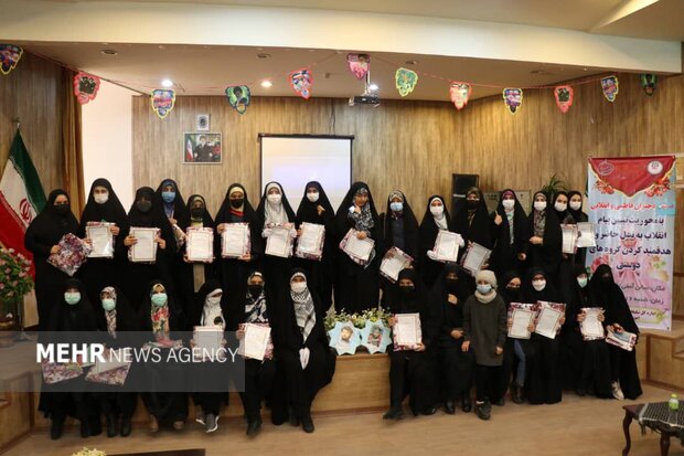 میزبانی اردبیل از همایش دانش‌آموزی «دختران فاطمی و انقلابی»