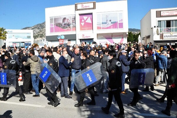 Türkiye'de zamlara karşı protestolar tüm ülkeye yayıldı