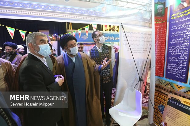 برپایی نمایشگاه "مسجد جامعه پرداز حکمرانی محلی" در مشهد