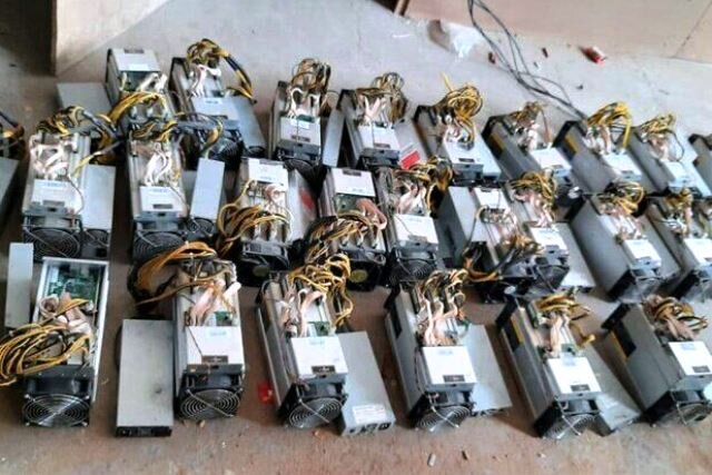 ۳۰ دستگاه استخراج ارز دیجیتال در شهرستان شوش کشف شد