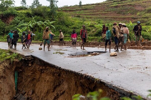 At least 10 killed as cyclone sweeps through Madagascar