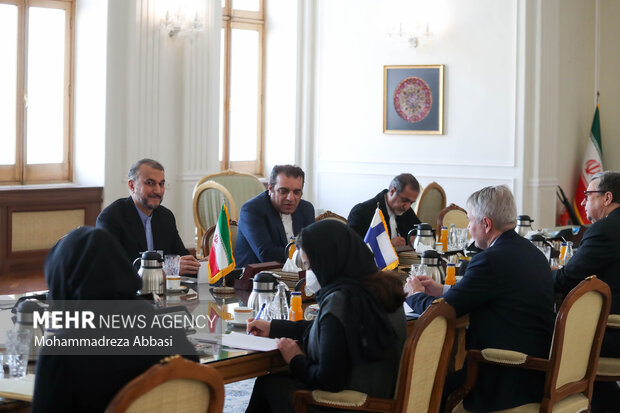 دیدار وزرای خارجه فنلاند و ایران صبح امروز دوشنبه در محل وزارت خارجه ایران برگزار شد