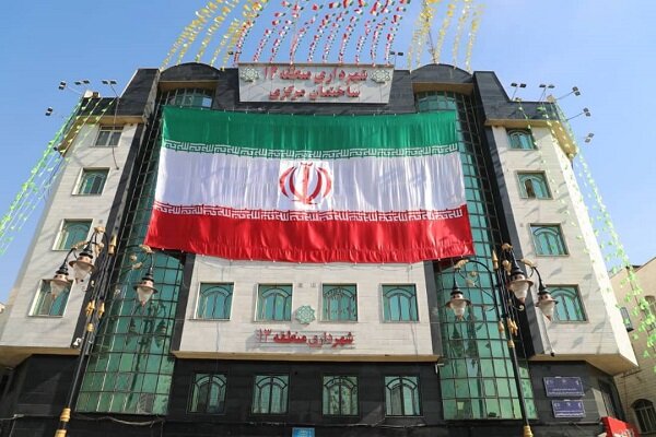 ۲ هزار پرچم در منطقه۱۳ به اهتزاز درآمد