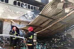 حادثه آتش سوزی منزل مسکونی در کوی رمضان اهواز یک مصدوم داشت