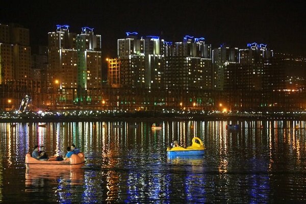 برگزاری جشن بزرگ روز ملی خلیج فارس در دریاچه شهدای خلیج فارس