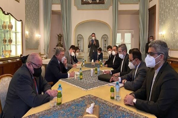 Russian envoy meets Iran's Bagheri, US' Malley in Vienna