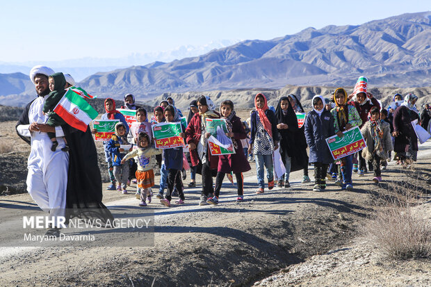 جشن انقلاب اسلامی در روستای «فتح الله»