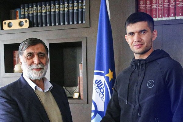 «آمانوف» از استقلال جدا شد/ اعلام مقصد جدید هافبک ازبکستانی