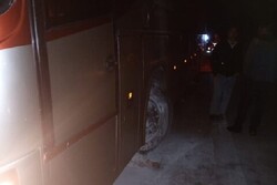 آتش سوزی اتوبوس مسافربری یزد در تنگ مهریان یاسوج مهار شد