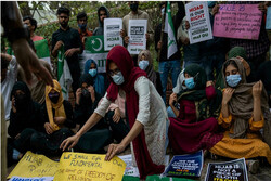 دانشجوی محجبه هندی: نمی‌ترسم و منتظر رأی دادگاه عالی هستم