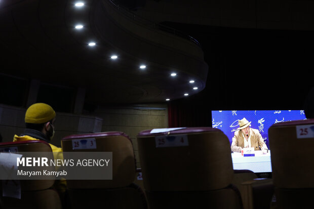 عوامل فیلم خائن کشی در نشست خبری در دهمین روز چهلمین جشنواره فیلم فجر حضور دارند