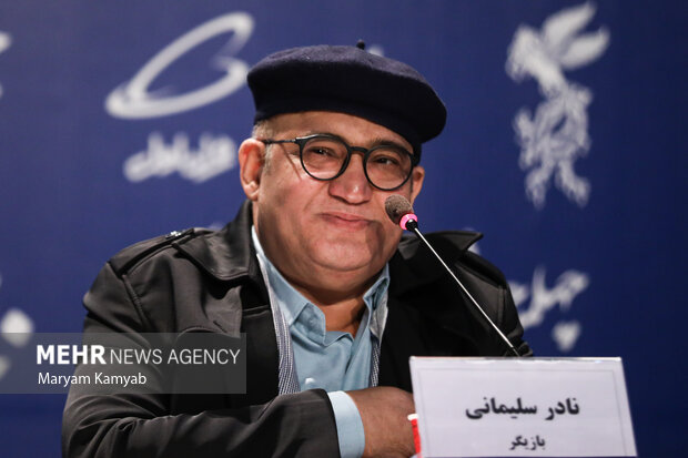 نادر سلیمانی بازیگر فیلم ضد در نشست خبری این فیلم در دهمین روز چهلمین جشنواره فیلم فجر حضور دارد