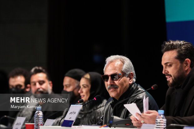 مهران مدیری بازیگر فیلم خائن کشی در نشست خبری این فیلم در دهمین روز چهلمین جشنواره فیلم فجر حضور دارد 