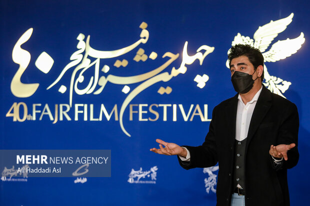 محمدرضاعلیمردانی بازیگر فیلم نمور در مراسم پیش از اکران فیلم خود در یازدهمین روز چهلمین جشنواره فیلم فجر حضور دارد