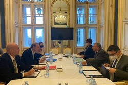 «اولیانوف» با نمایندگان اروپا و آمریکا در وین دیدار کرد
