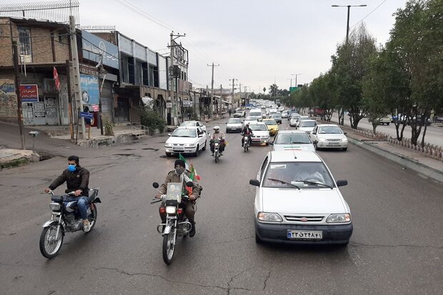 راهپیمایی خودرویی ۲۲ بهمن در دیار «هویزه ثانی» برگزار شد