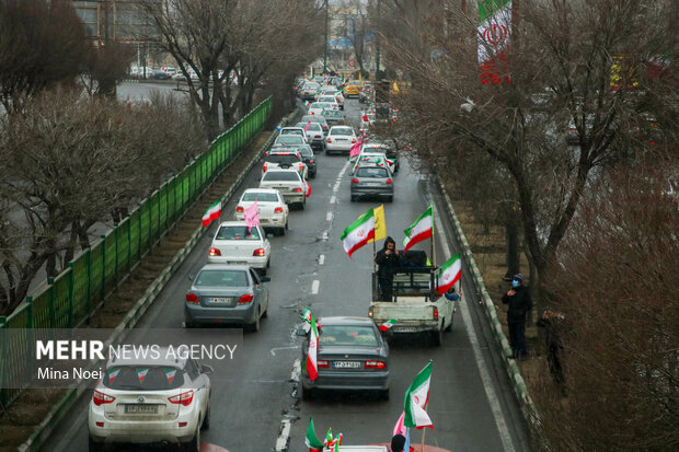 جشن 43 سالگی انقلاب در تبریز