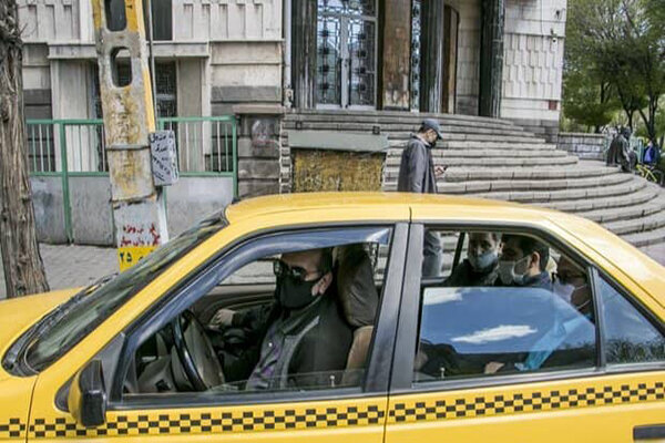 رانندگان تاکسی پروتکل‌ها را دور می‌زنند/ کرونا دربست!