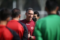 اظهارات مربی پرسپولیس در شب قهرمانی استقلال