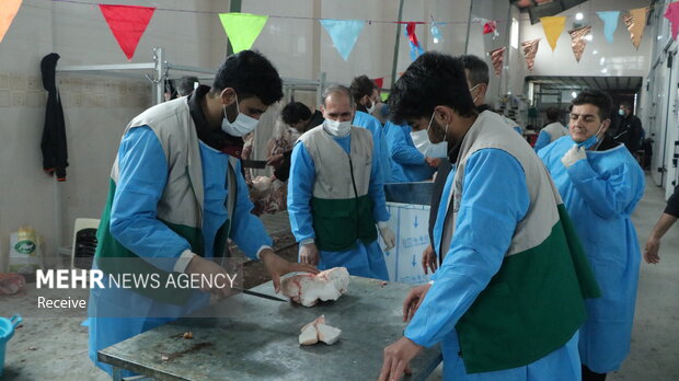 متنعم شدن ۲هزار خانواده محروم کرمانشاهی از گوشت گرم رضوی